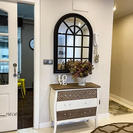 Acogedor Piso Familiar Travesia Apartment *